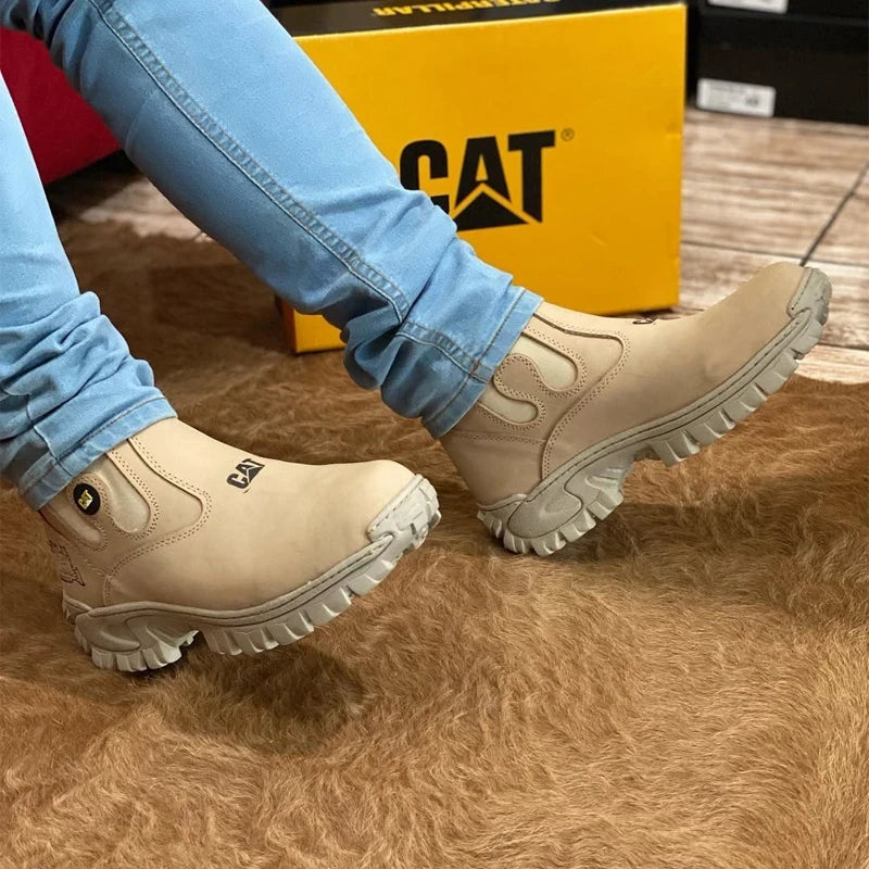 Kit Bota Masculina Adventure em Couro Legítimo e Palmilha Ortopédica +BRINDES: Chapéu, Cinto, Carteira e Copo
